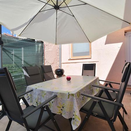 City Centre Apartment With Terrace 2 Pula Exterior foto